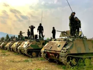 Militärische Kommunikationsfahrzeuge als Bestandteil moderner C4ISR-Infrastruktur Übersetzungsbüro Berlin